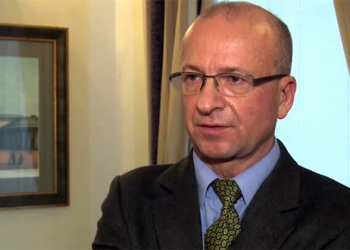 Lewe zwolnienia lekarskie i pomysł Palikota