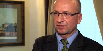 Lewe zwolnienia lekarskie i pomysł Palikota