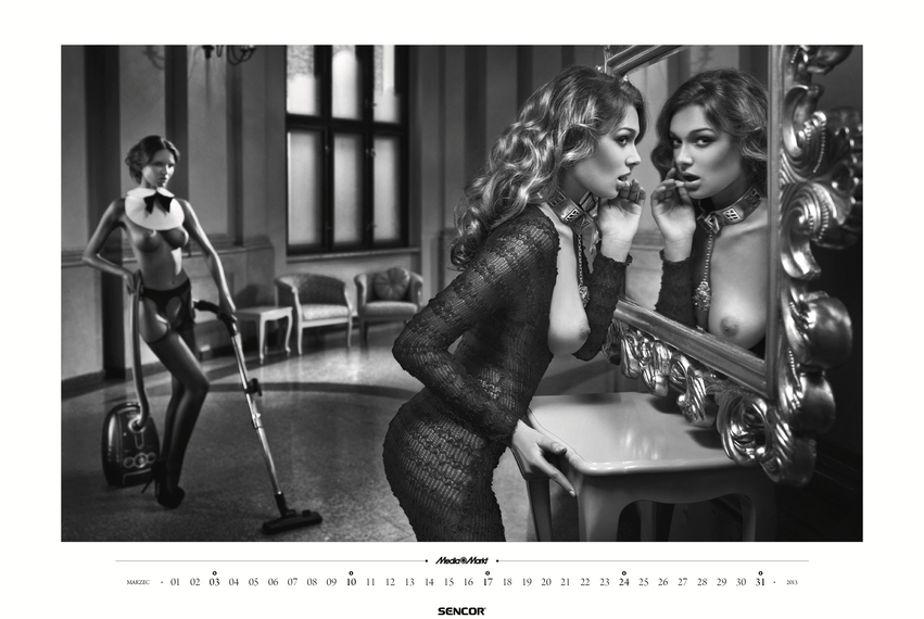 Media Markt z nagimi pokojówkami (galeria)